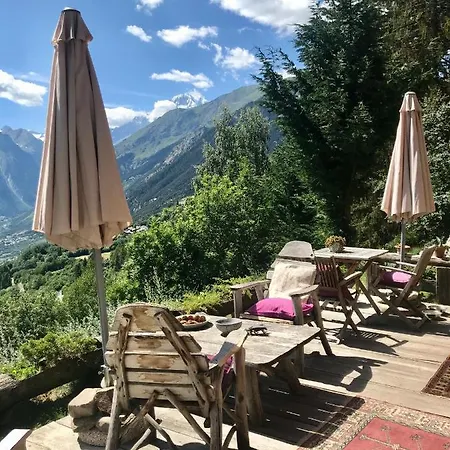 Couette-café Chalet La Beyllard