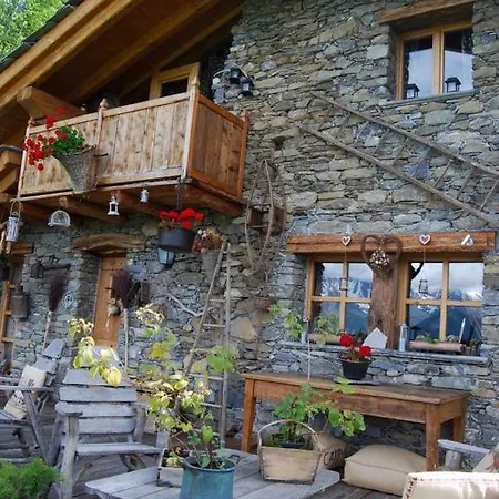 Chalet La Beyllard فندق مبيت وإفطار